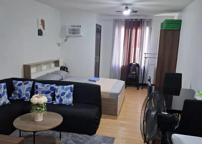 Lj's Staycation Alabang Frühstückspension Manila